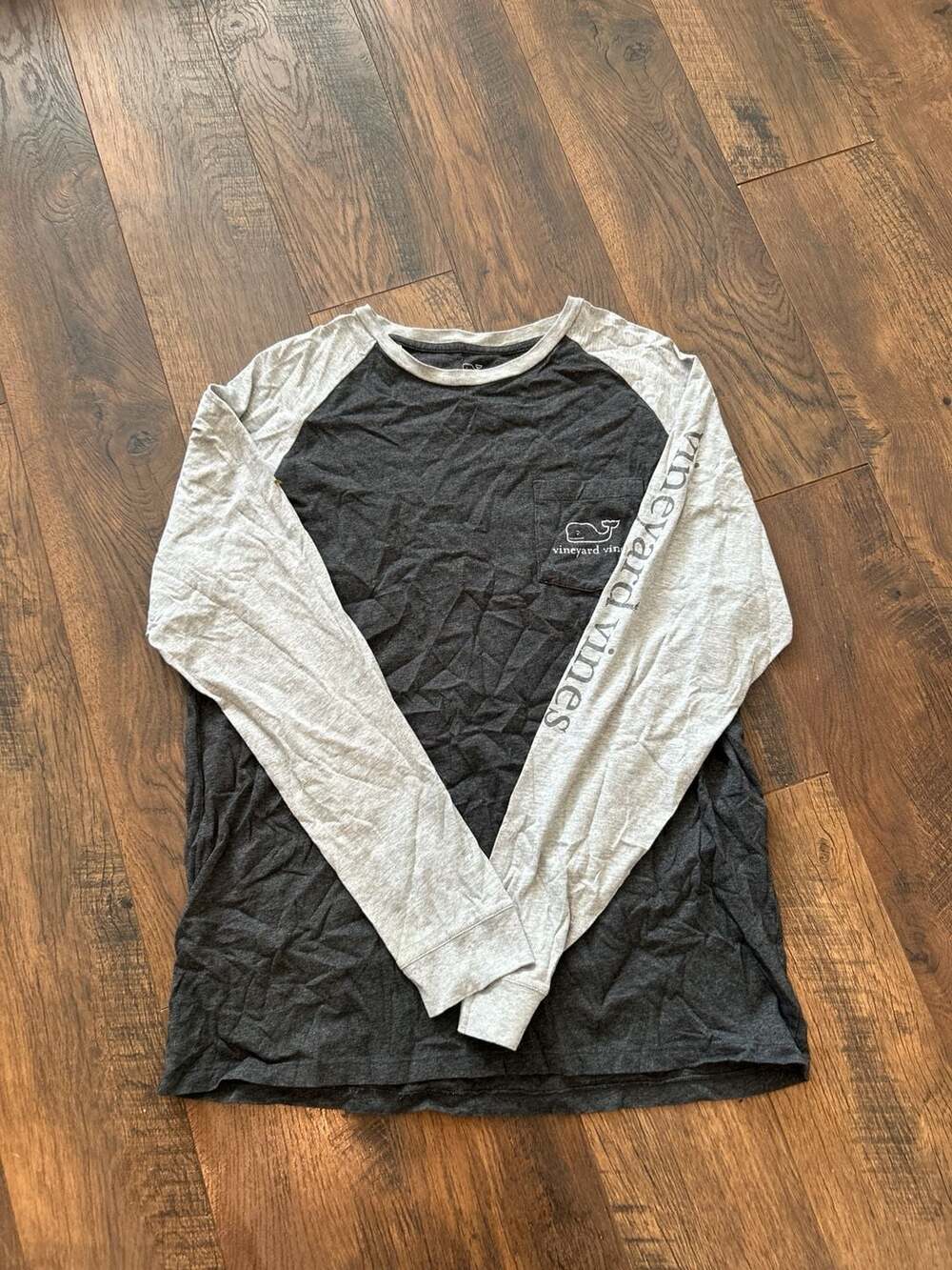 Vineyard Vines Men's Long-Sleeve Raglan Baseball Pocket T-Shirt Size L